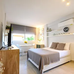 https://10tosea-studio-hermanos-pinzon.es-andalucia.com