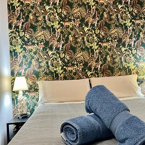 https://amazing-apartment-in-malaga-oldtown-calle-carreteria.hotelsinnerja.org